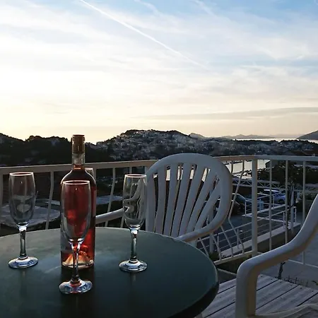 Ammor With Free Parking Daire Dubrovnik